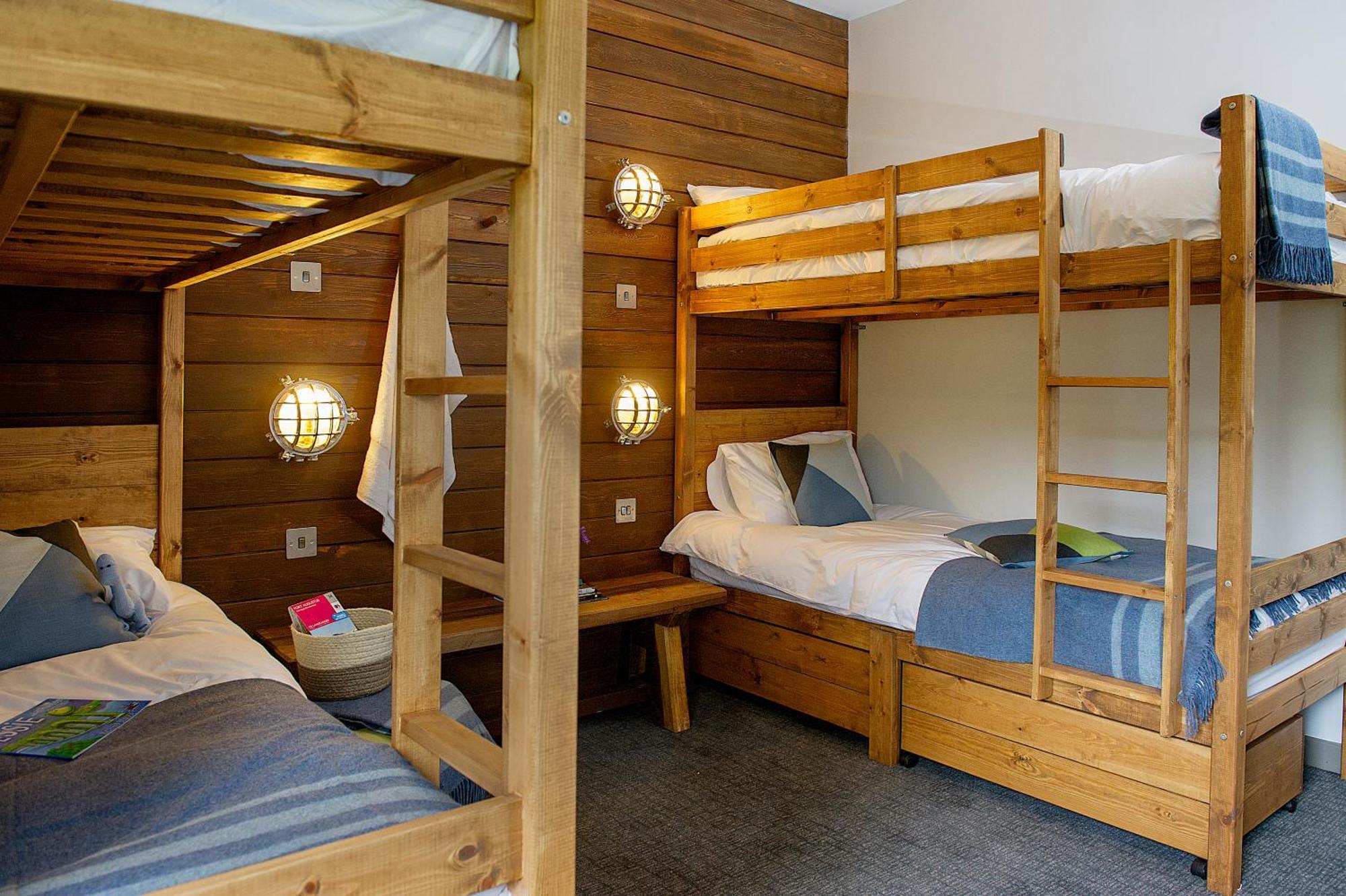 Lock Chambers, Caledonian Canal Centre Fort Augustus Chambre photo